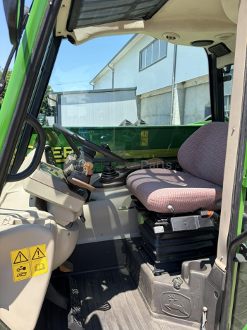 Телескопичен товарач John Deere 3200 /// € 36500 / 71388 лв. - без ДДС